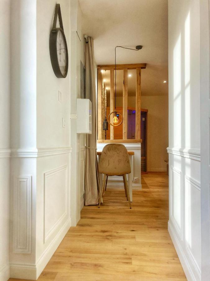 Le Petit Paris - Cocon & Spa & Sauna ชาร์ตร ภายนอก รูปภาพ